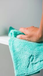 Recycled Microfiber Dust Towel (2) - Image 4