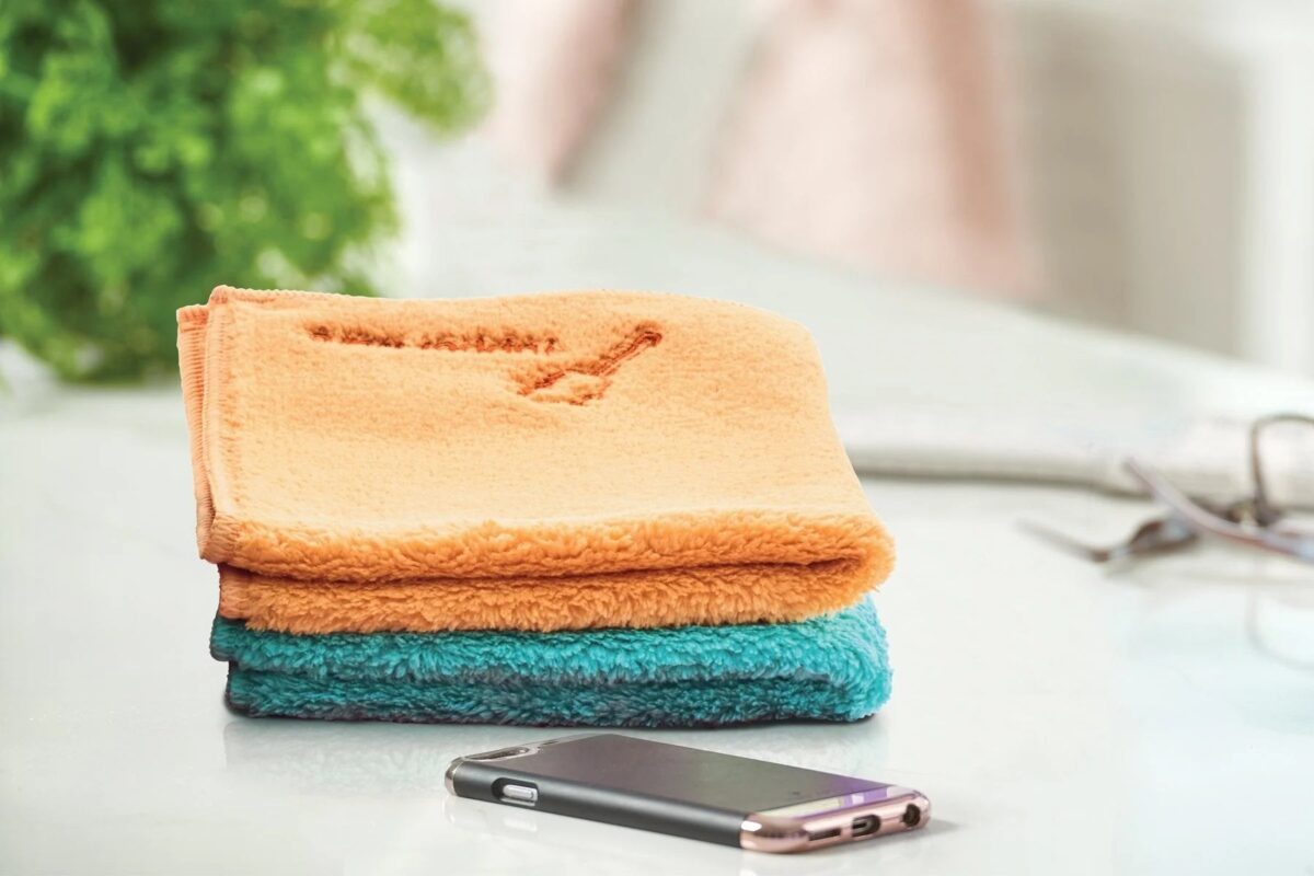 Recycled Microfiber Dust Towel (2) - Image 5