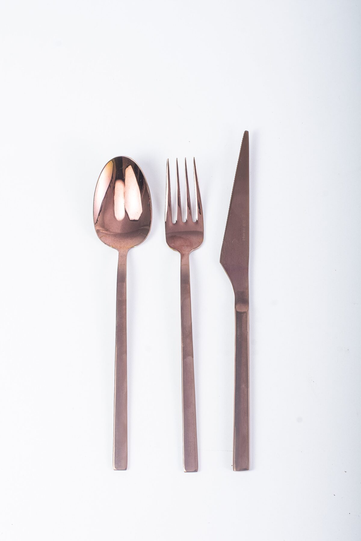 طقم معالق تركي onur 90PCكود / ASPENDOS COPPER TITANIUM - Image 1