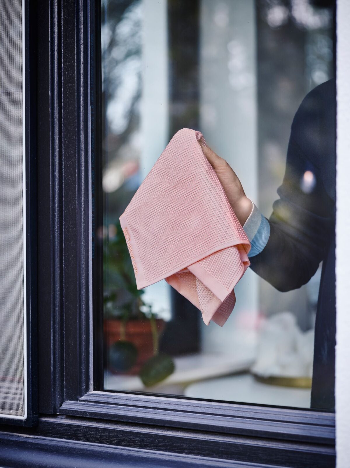 Recycled Microfibers Window Towel (2) - Image 4