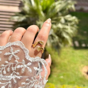 Hugging Ring