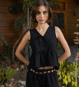 Black Crinkled Top