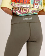 Seamless Crocodile Green Leggings - Image 2
